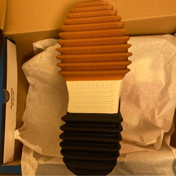 LAST PAIR! LAST CALL! CONVERSE RUN STAR IN MANTRA ORANGE - Picture 7 of 10